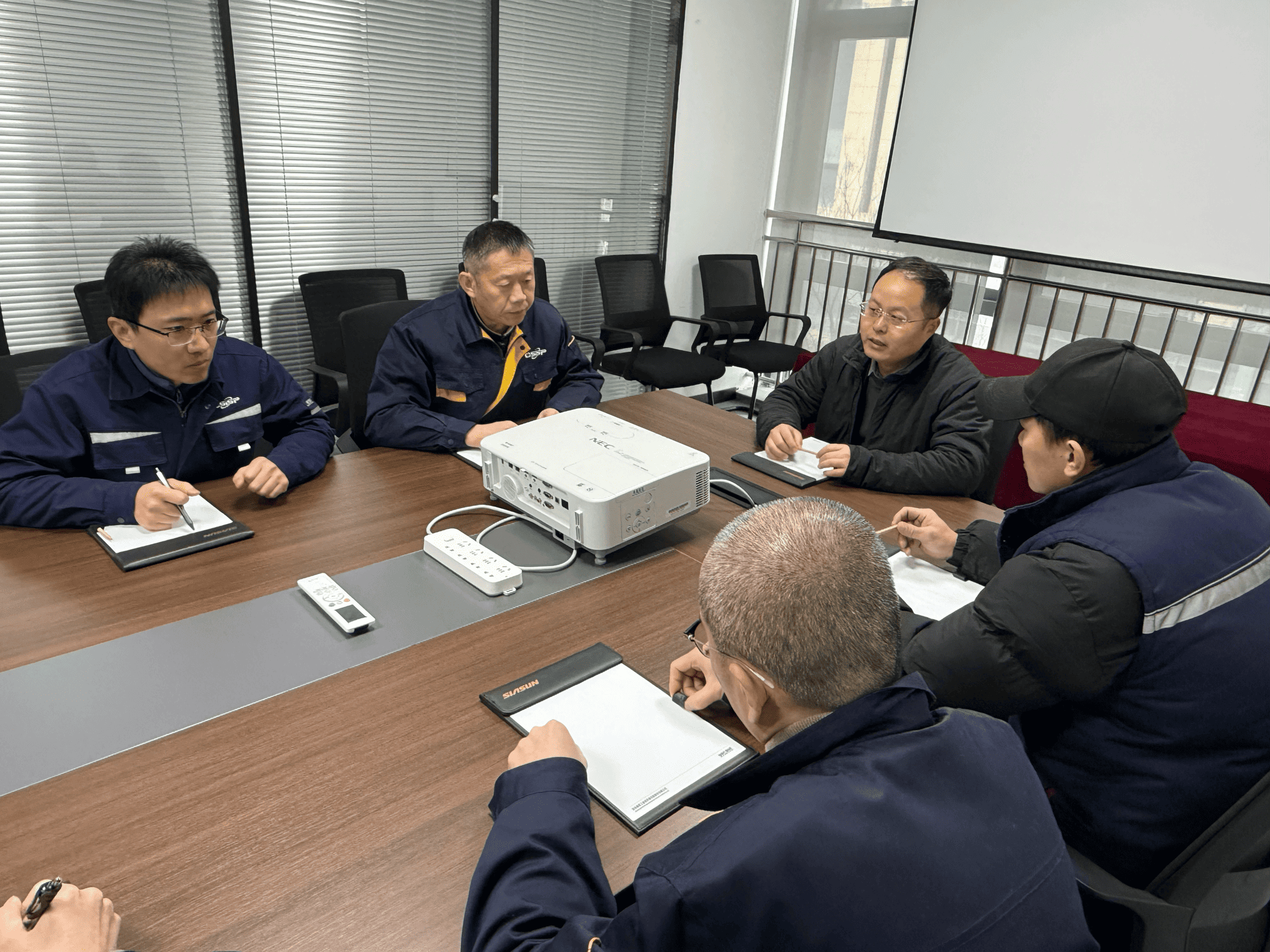 资质与团队 核心